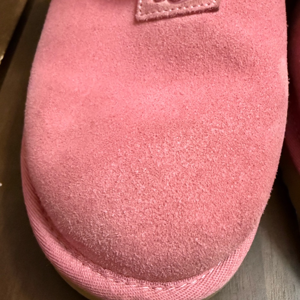 UGG Coquette Pink Slippers  Size 8 - Picture 3 of 7